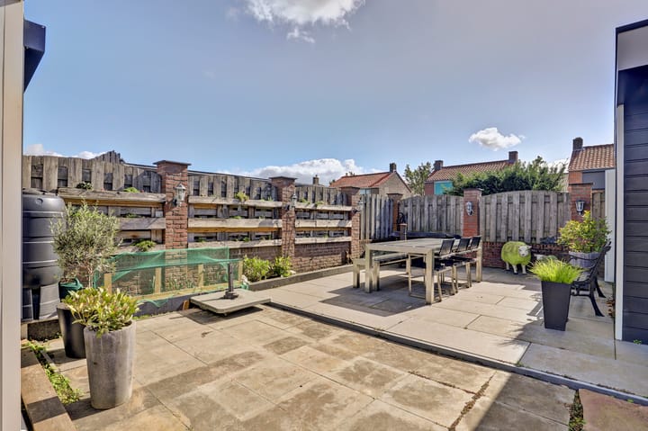 Twee-onder-één-kap te koop: Scheldestraat 42, Lewedorp