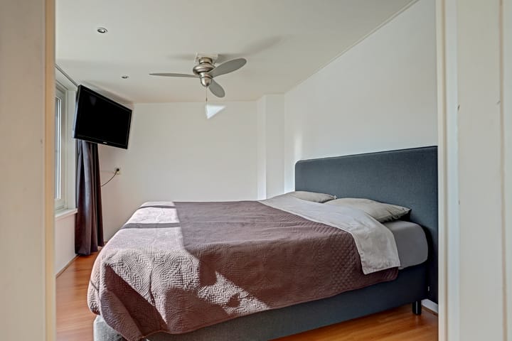 Twee-onder-één-kap te koop: Scheldestraat 42, Lewedorp