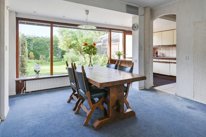 Tussenwoning te koop: Einsteinlaan 6, Badhoevedorp