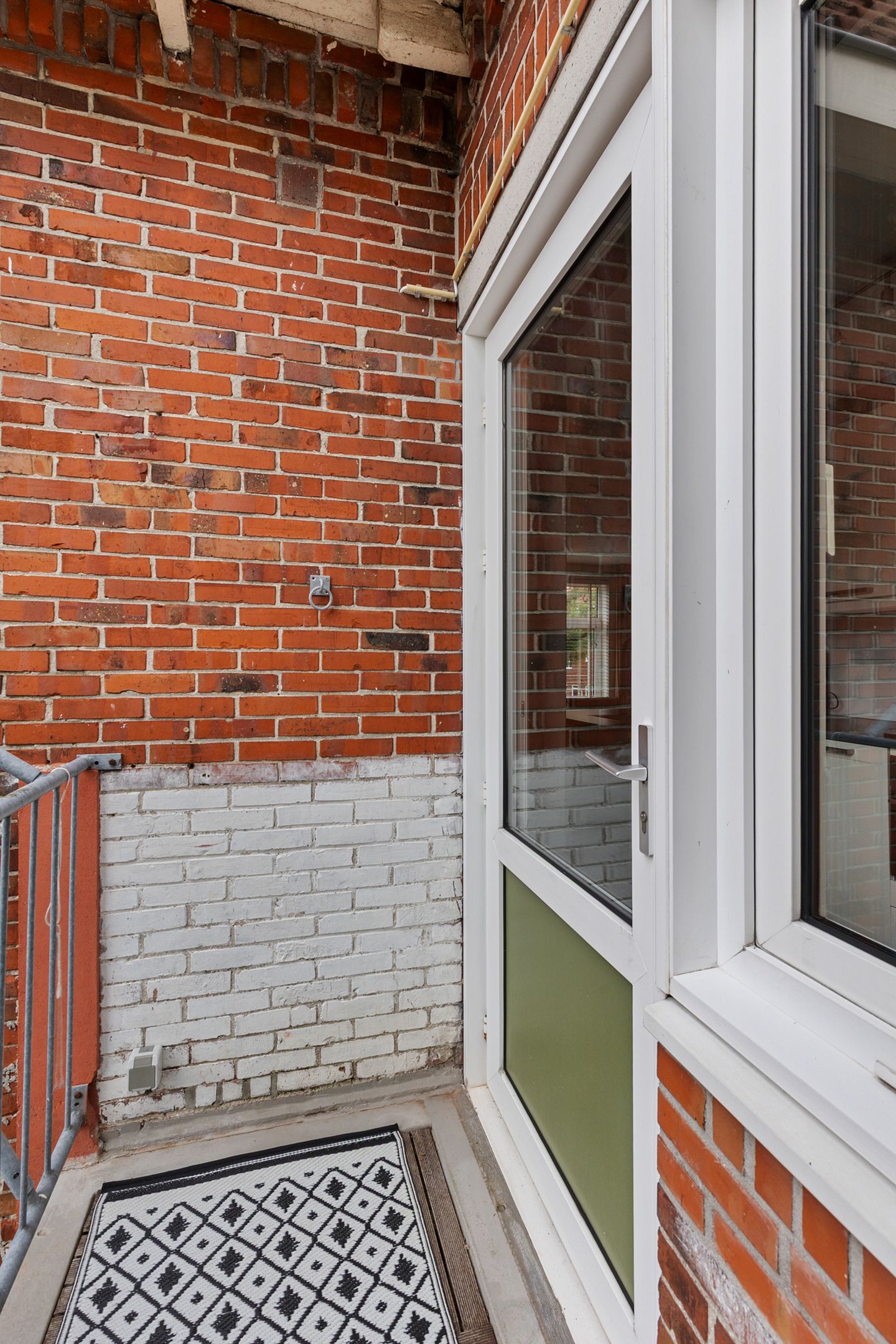 Photo 14 of Amalia van Solmsstraat 34-A