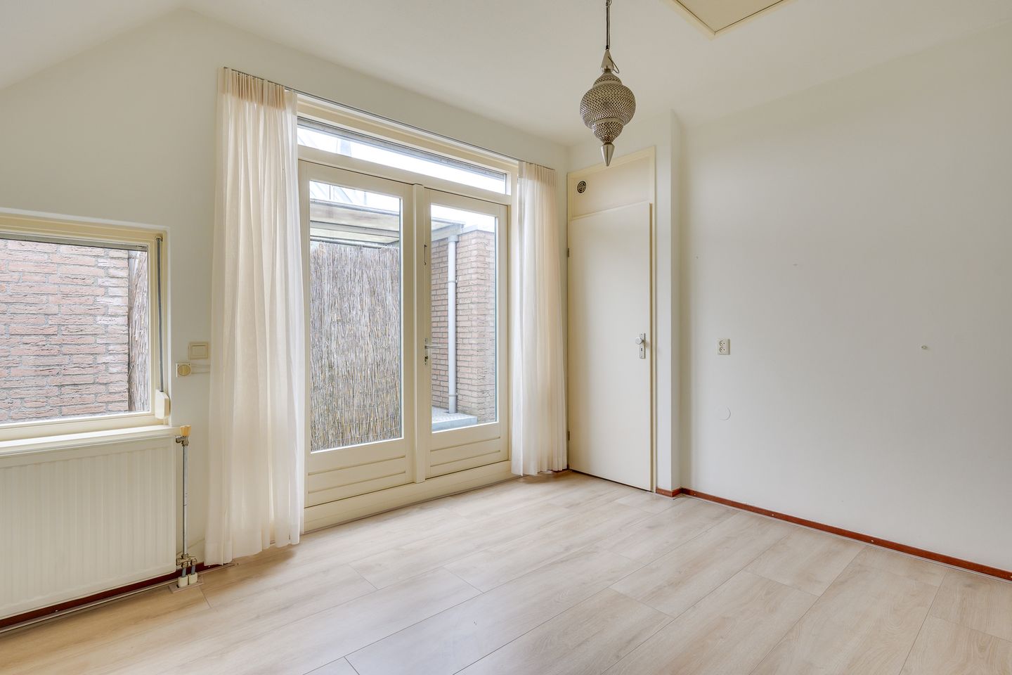 Foto 34 van Dorpsstraat 13-F