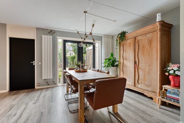 Tussenwoning te koop: Anne Franklaan 10, Coevorden