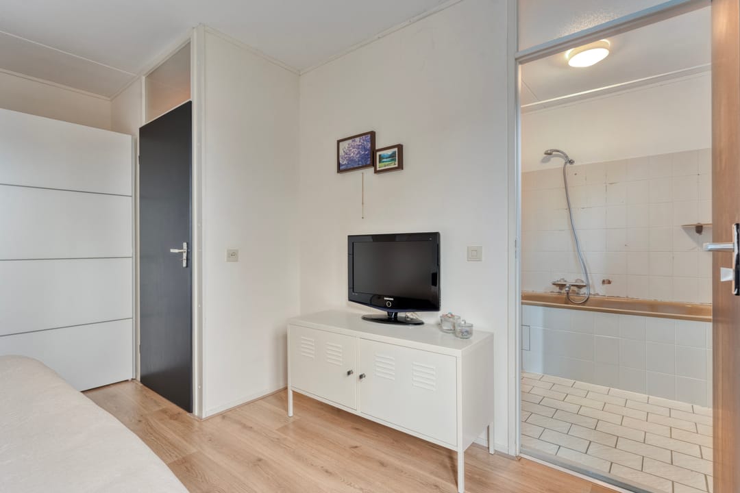Photo 26 of Anne Franklaan 10
