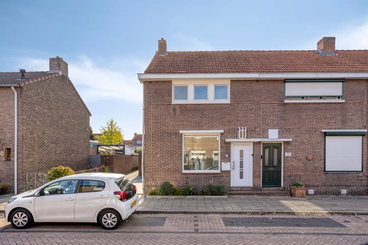 Hoekwoning te koop: Pelgrimsweg 48, Brunssum