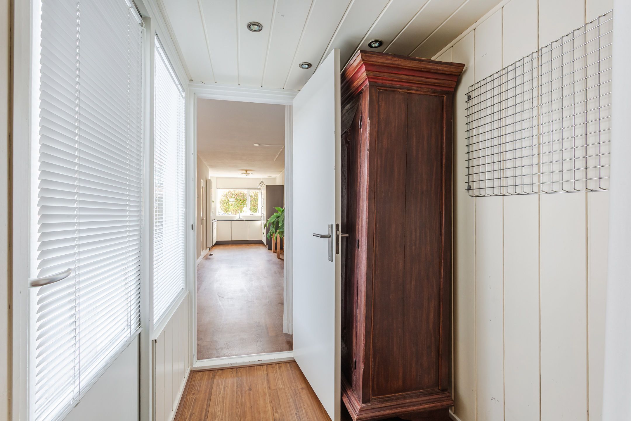 Photo 18 of Thomsonstraat 216