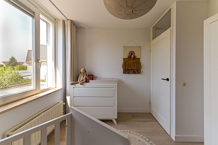 Twee-onder-één-kap te koop: Brikkenoven 18, Roermond