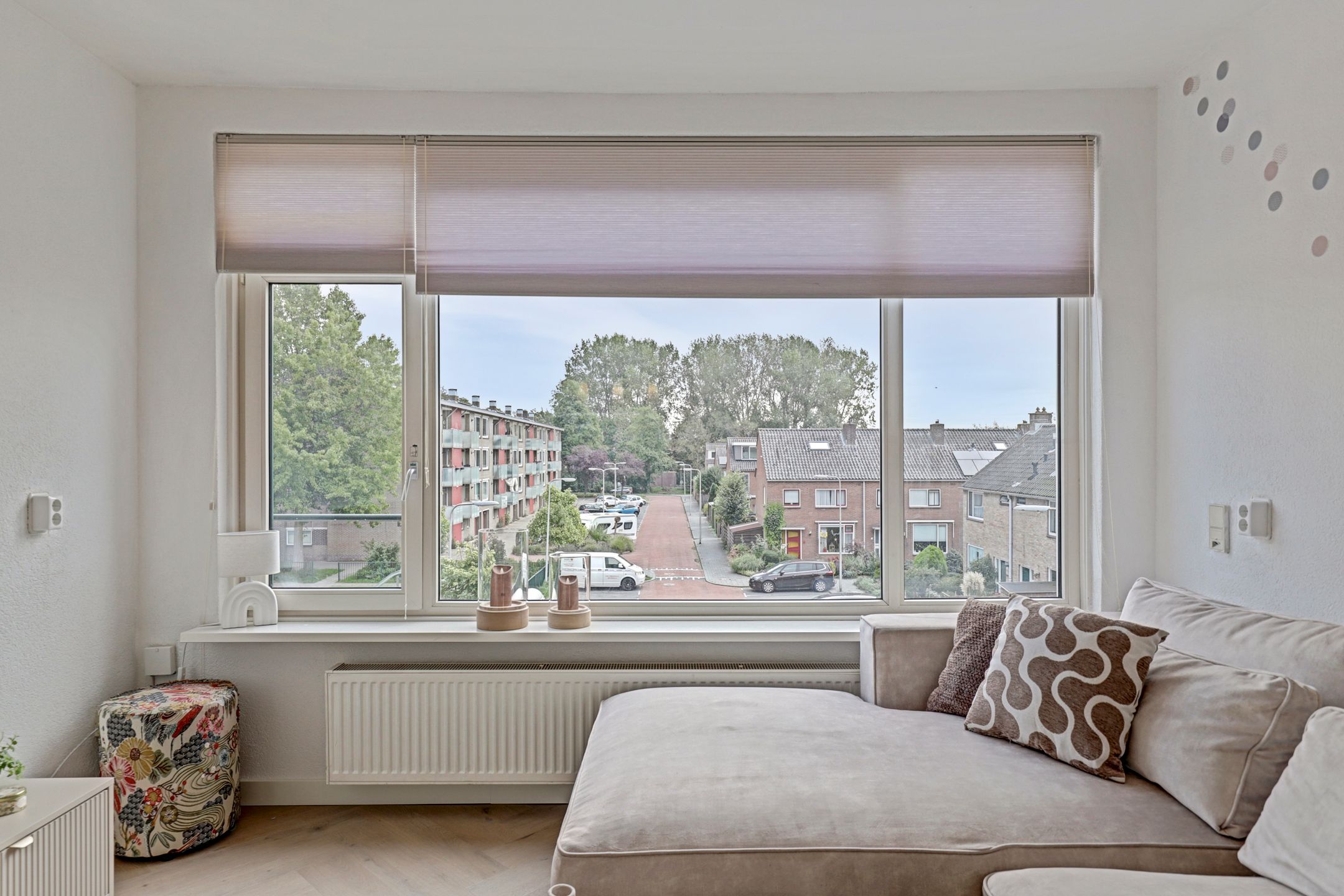 Photo 9 of J.H. van Straaten van Nesplantsoen 27