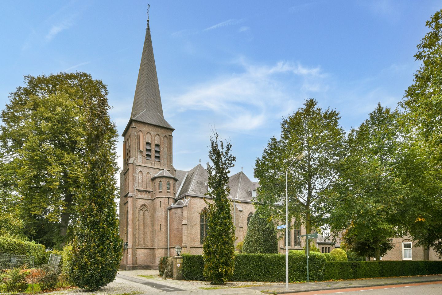 Photo 34 of A.N.van Pellecomhof 13