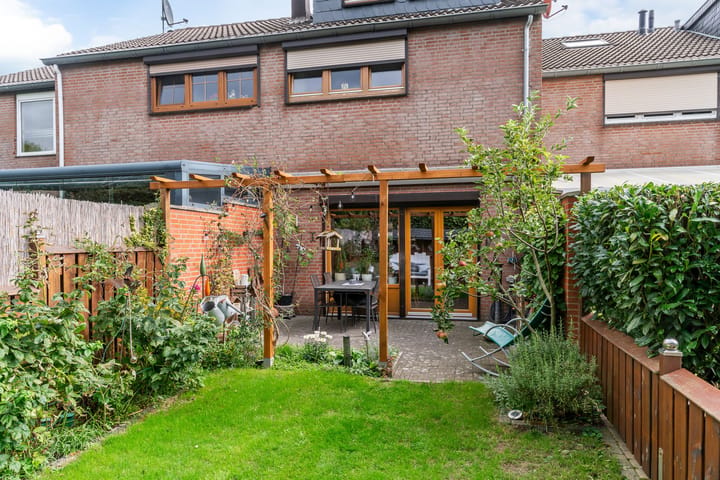Tussenwoning te koop: Caplei 24, Kerkrade