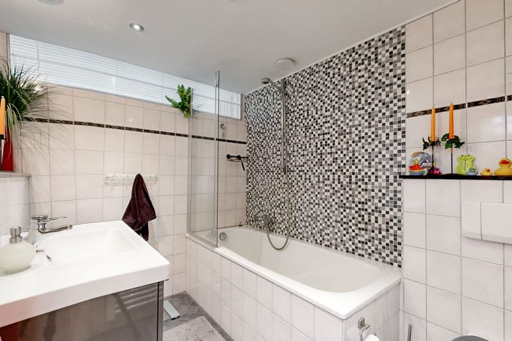 Tussenwoning te koop: Caplei 24, Kerkrade