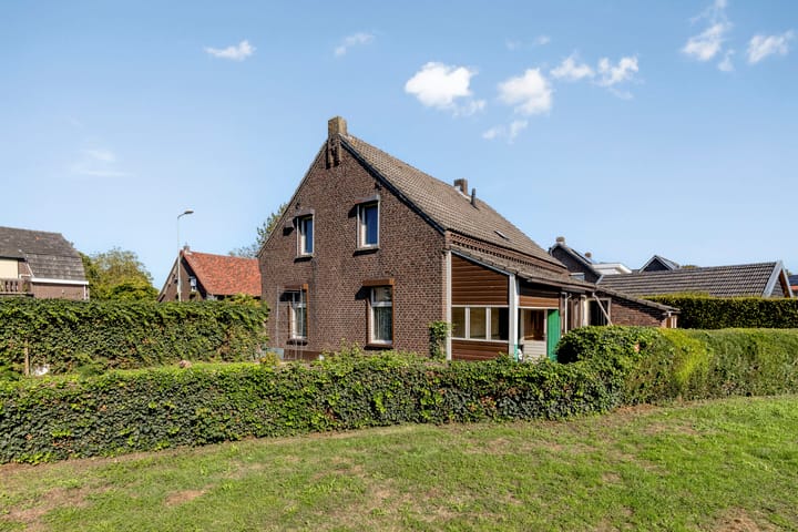 Vrijstaande woning te koop: Rijksweg Noord 84, Swalmen