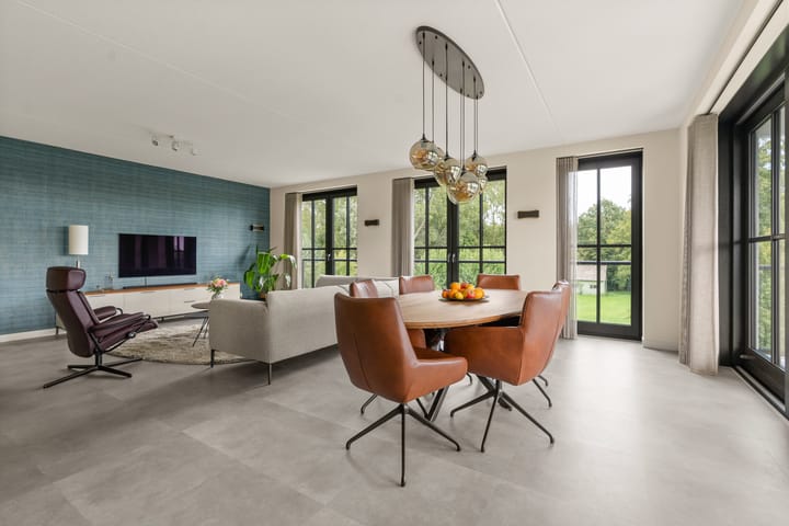 Appartement te koop: Plataanpad 56, Hoef En Haag