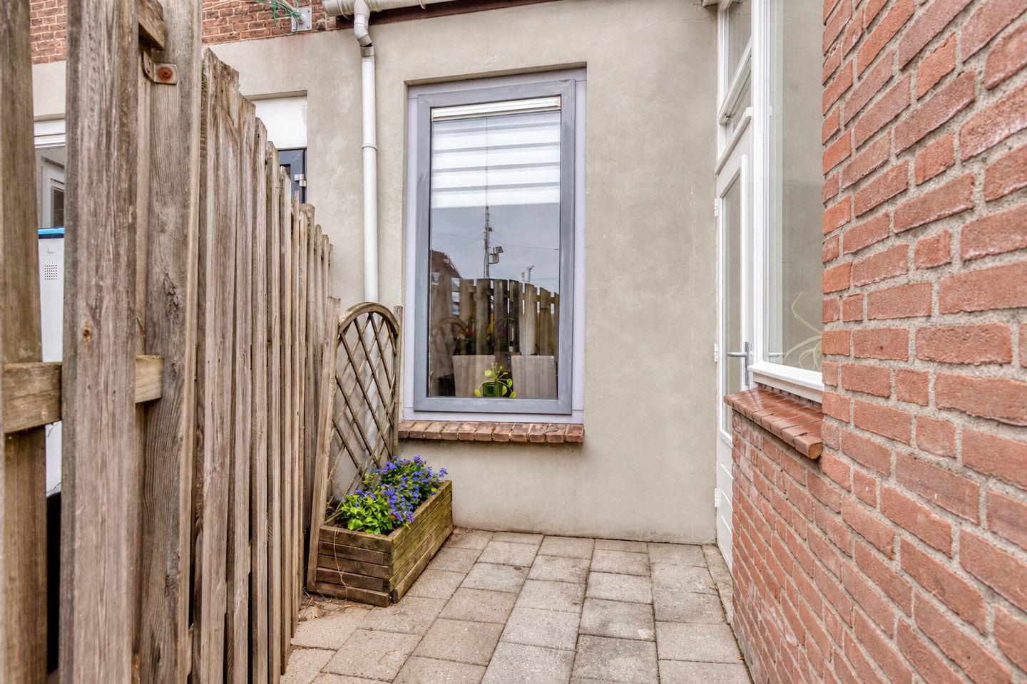 Photo 20 of Hoogendijkstraat 4
