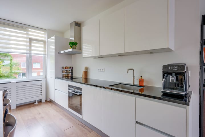 Appartement te koop: Zwanenvechtlaan 42, Utrecht