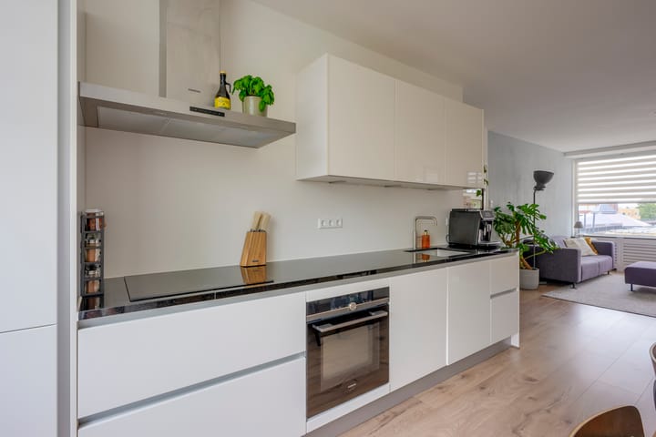 Appartement te koop: Zwanenvechtlaan 42, Utrecht