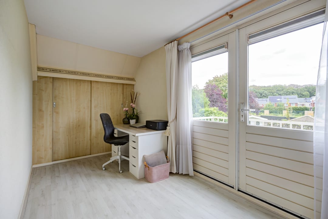 Photo 32 of Bosschenhoofdsestraat 19-A
