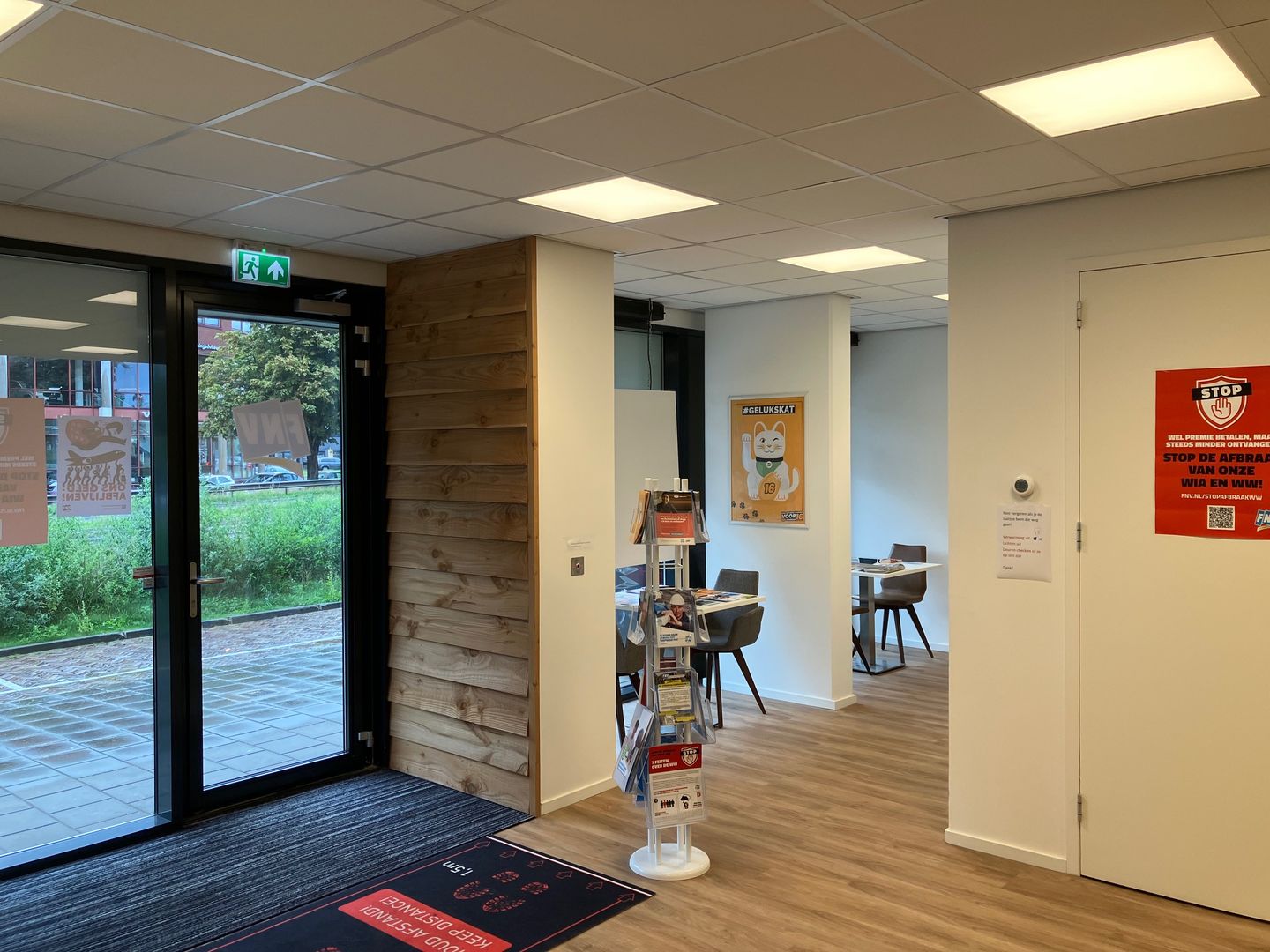 Bekijk foto 2 van Pieter van Musschenbroekstraat 119
