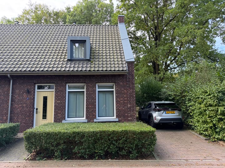 Twee-onder-één-kap te koop: Pappenheim 5, Maastricht