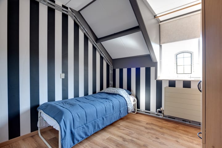 Hoekwoning te koop: Torenvalk 33, Surhuisterveen