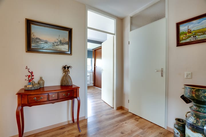 Hoekwoning te koop: Torenvalk 33, Surhuisterveen