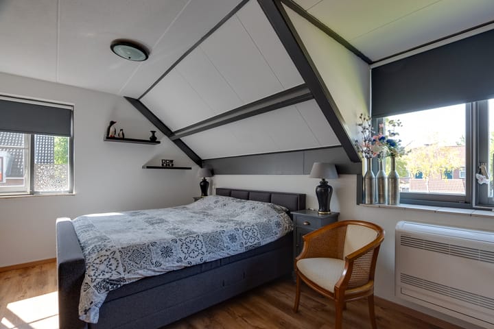Hoekwoning te koop: Torenvalk 33, Surhuisterveen