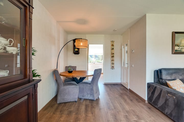 Hoekwoning te koop: Torenvalk 33, Surhuisterveen