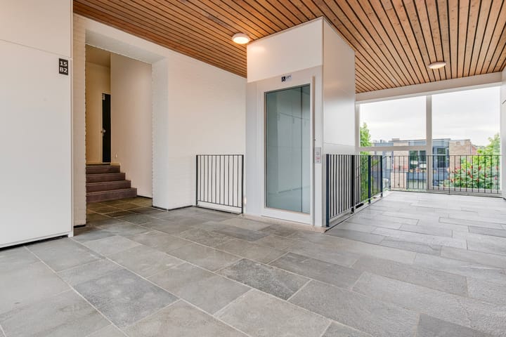 Appartement te koop: Julianalaan 15B2, Roermond