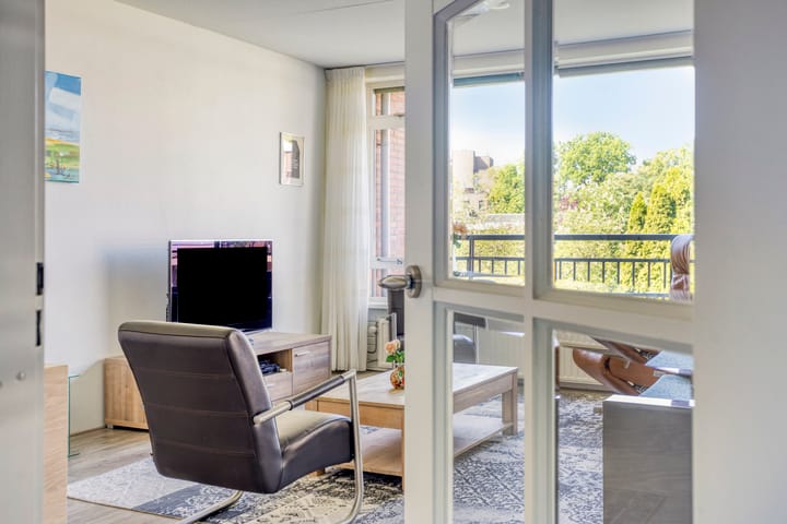 Appartement te koop: Loseweg 241, Apeldoorn