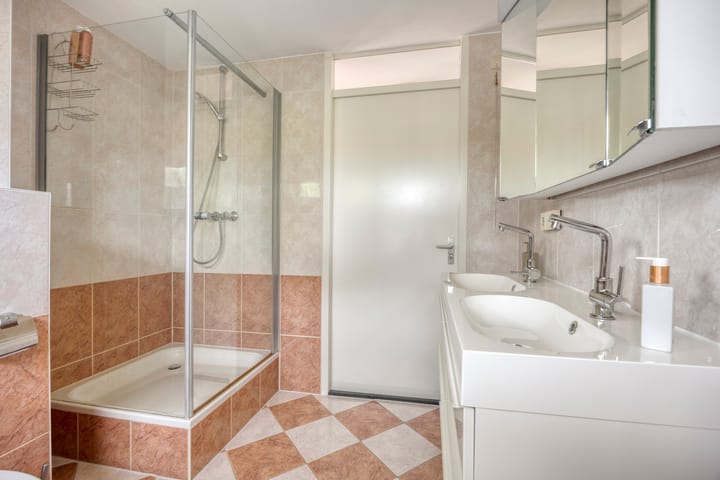 Tussenwoning te koop: Kamillestraat 3, Wateringen