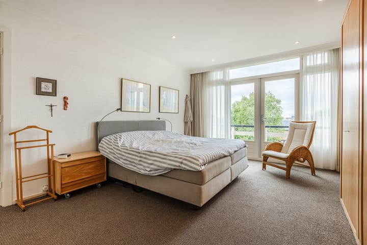 Hoekwoning te koop: Halsterseweg 270, Bergen Op Zoom