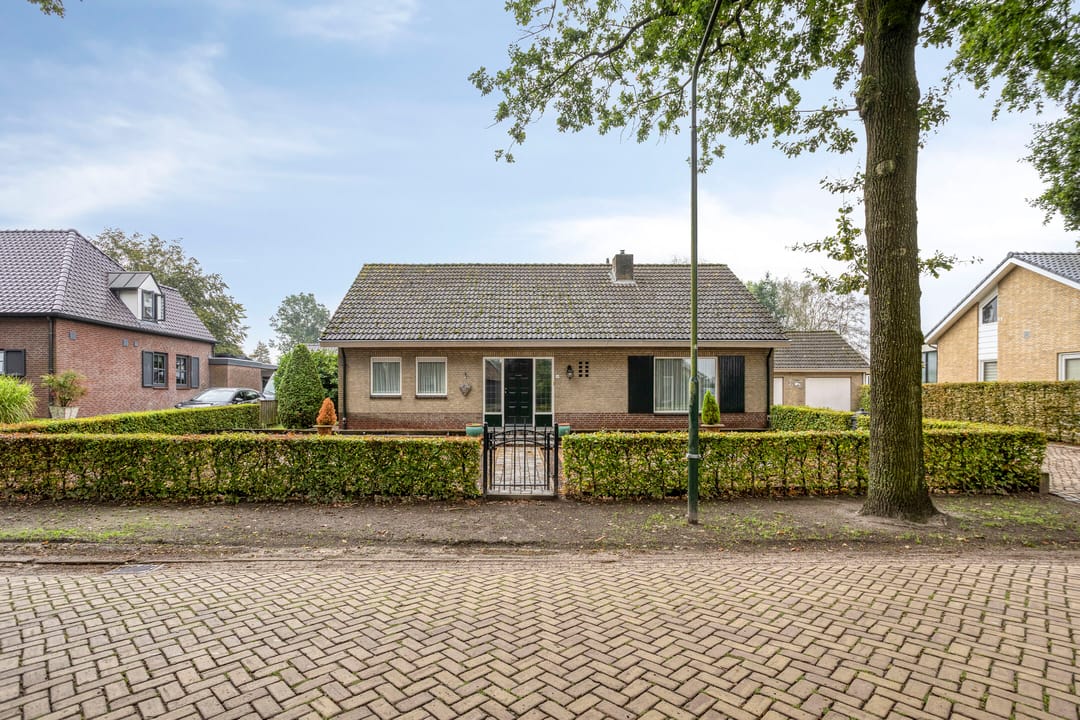 Photo 1 of Veerstraat 16