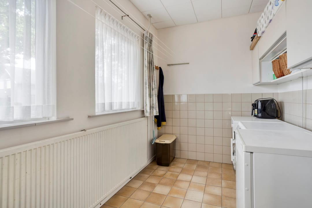 Photo 31 of Veerstraat 16