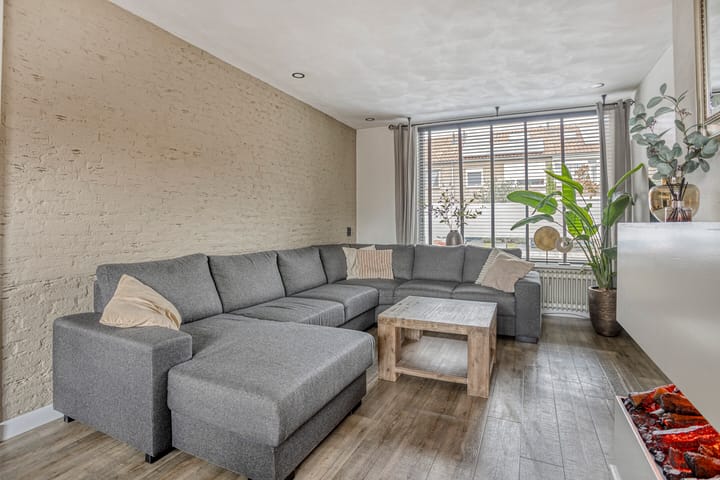 Tussenwoning te koop: Flamingostraat 5, Wijchen