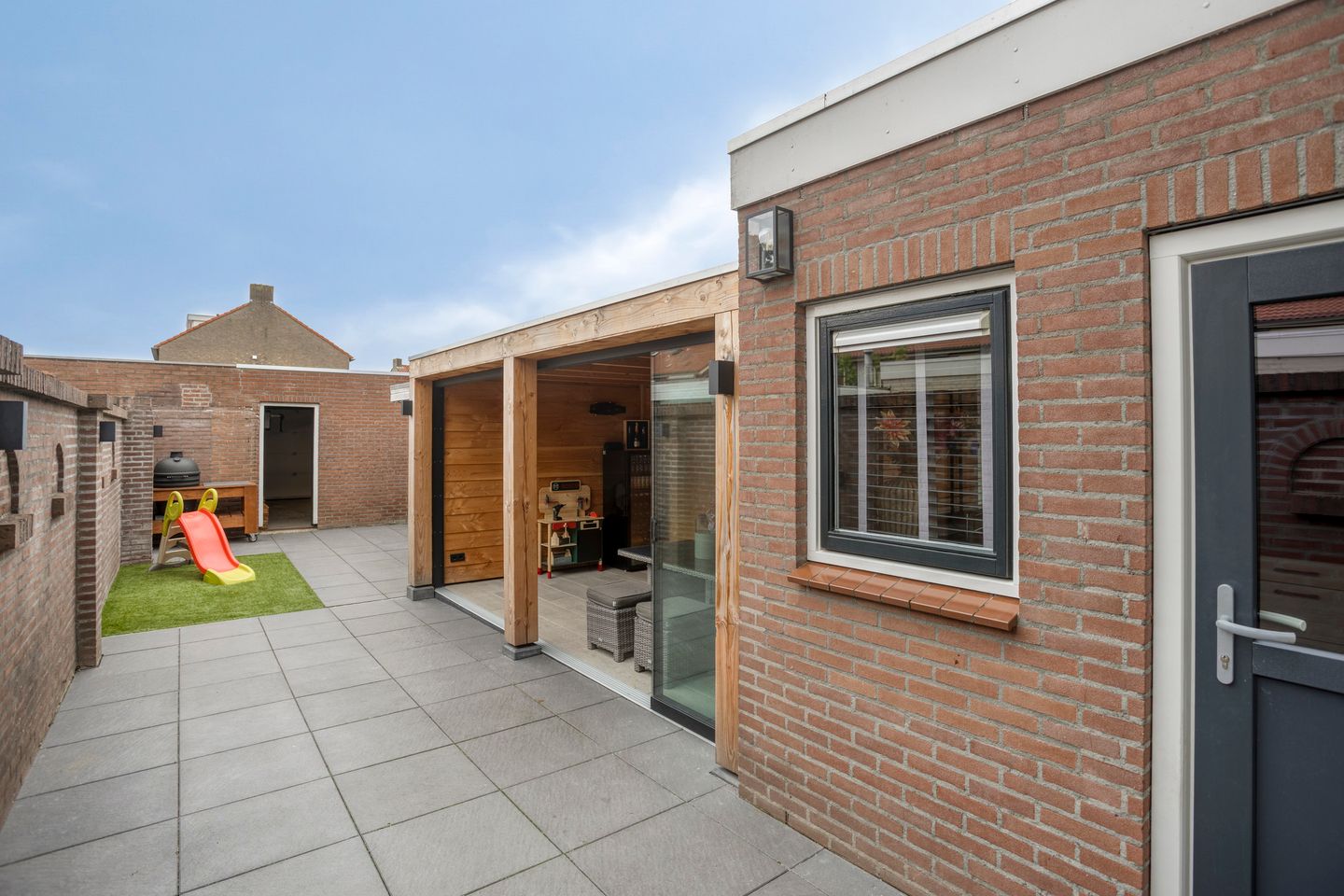 Photo 34 of Flamingostraat 5