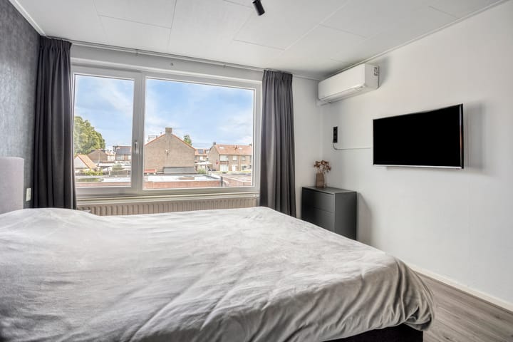 Tussenwoning te koop: Flamingostraat 5, Wijchen
