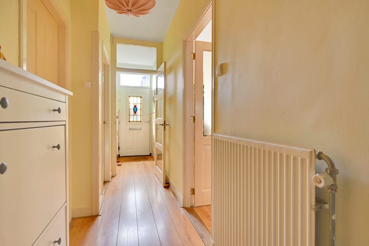 Appartement te koop: van Naeltwijckstraat 123, Voorburg