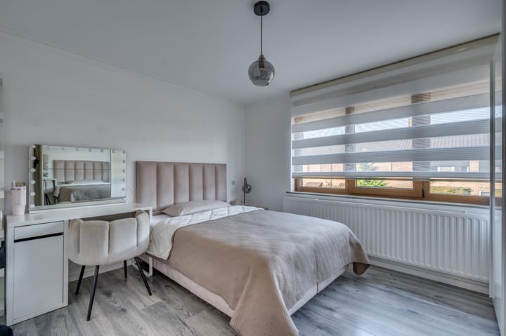 Tussenwoning te koop: Burgemeester van der Knaapstraat 14, Venlo