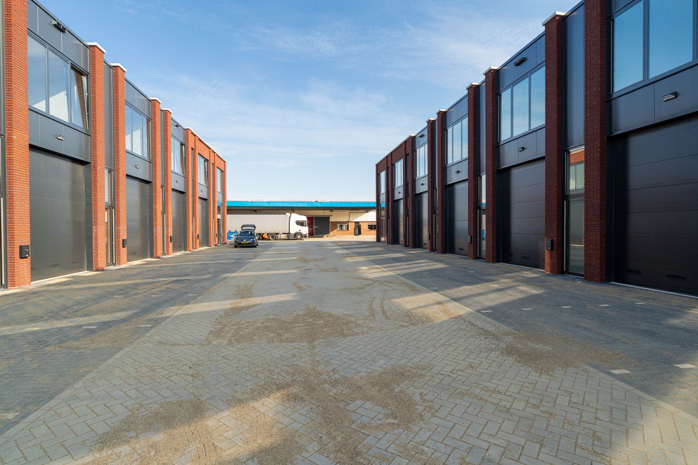 View photo 2 of Industrieweg 14-g