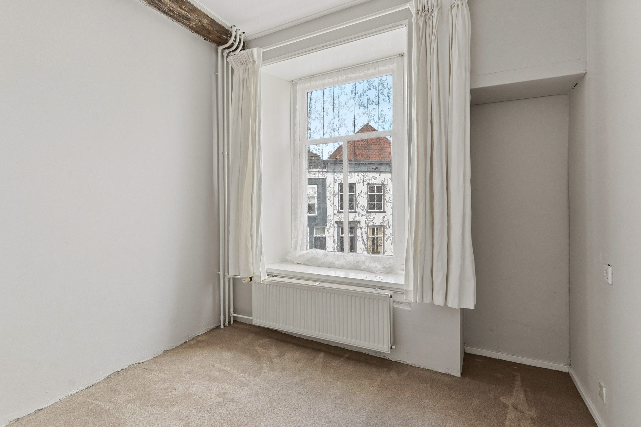 Photo 36 of Veerpoortstraat 9