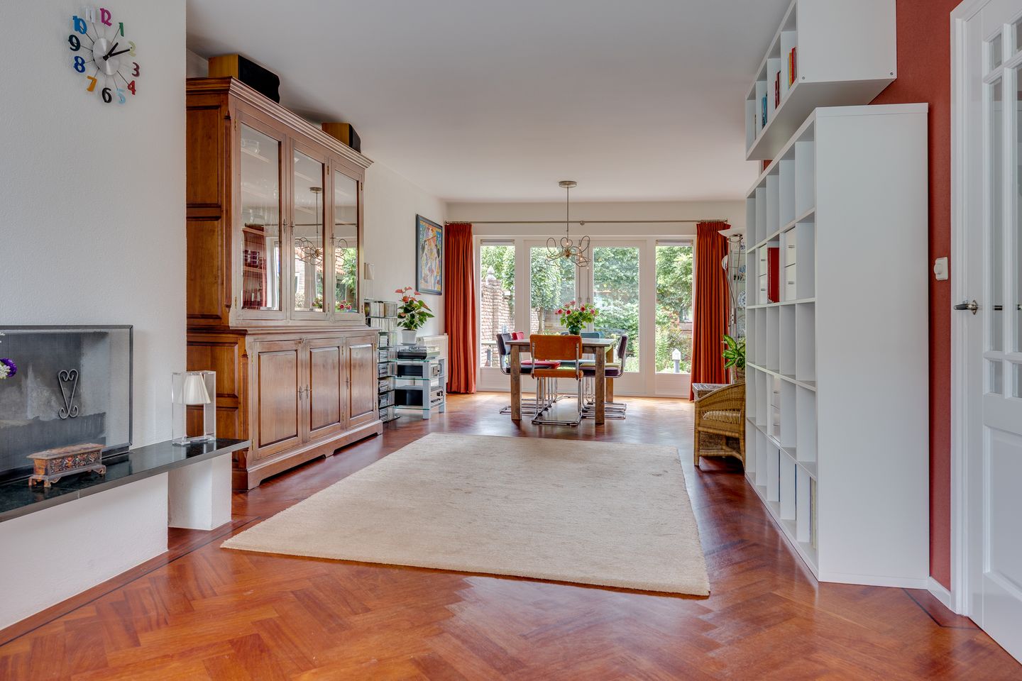 Photo 10 of van der Helstlaan 18