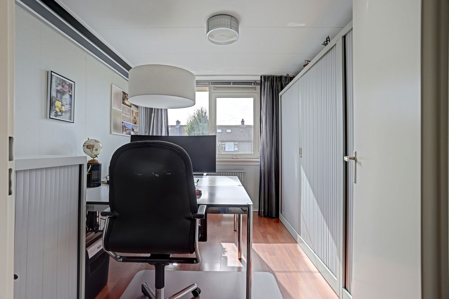 Photo 19 of Van der Burghstraat 26