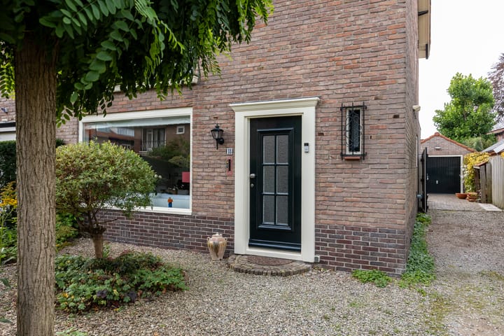 Foto 4 van van der Helstlaan 18