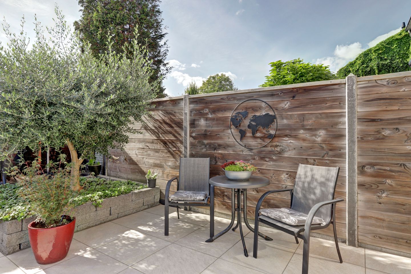 Photo 35 of Van der Burghstraat 26