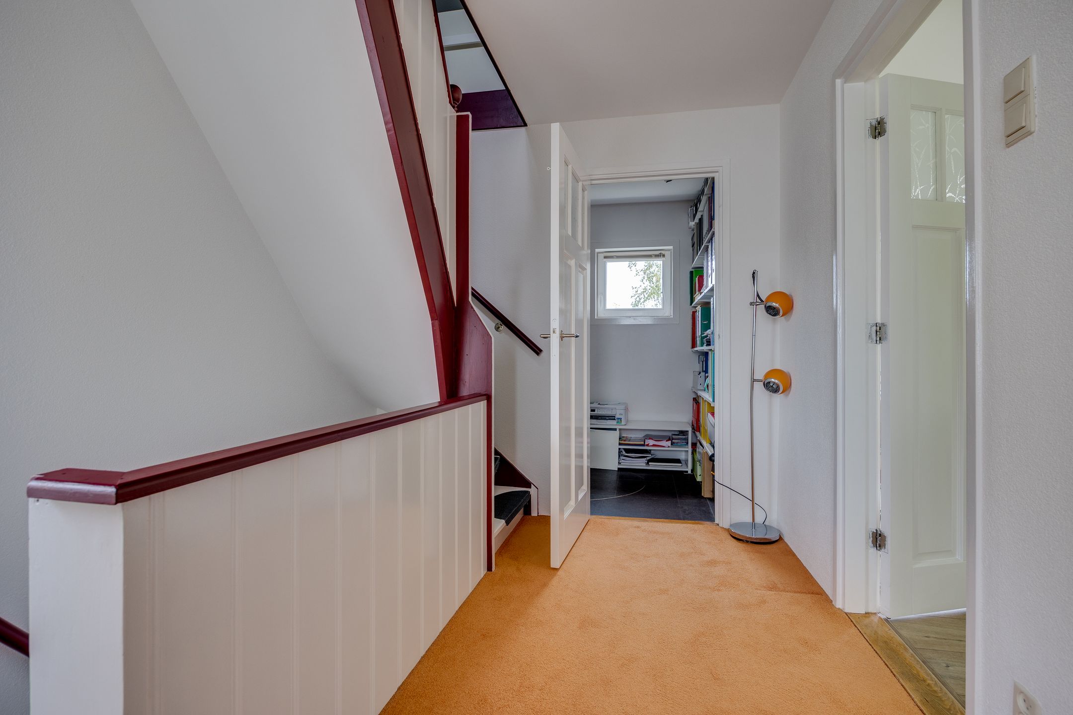 Photo 33 of van der Helstlaan 18