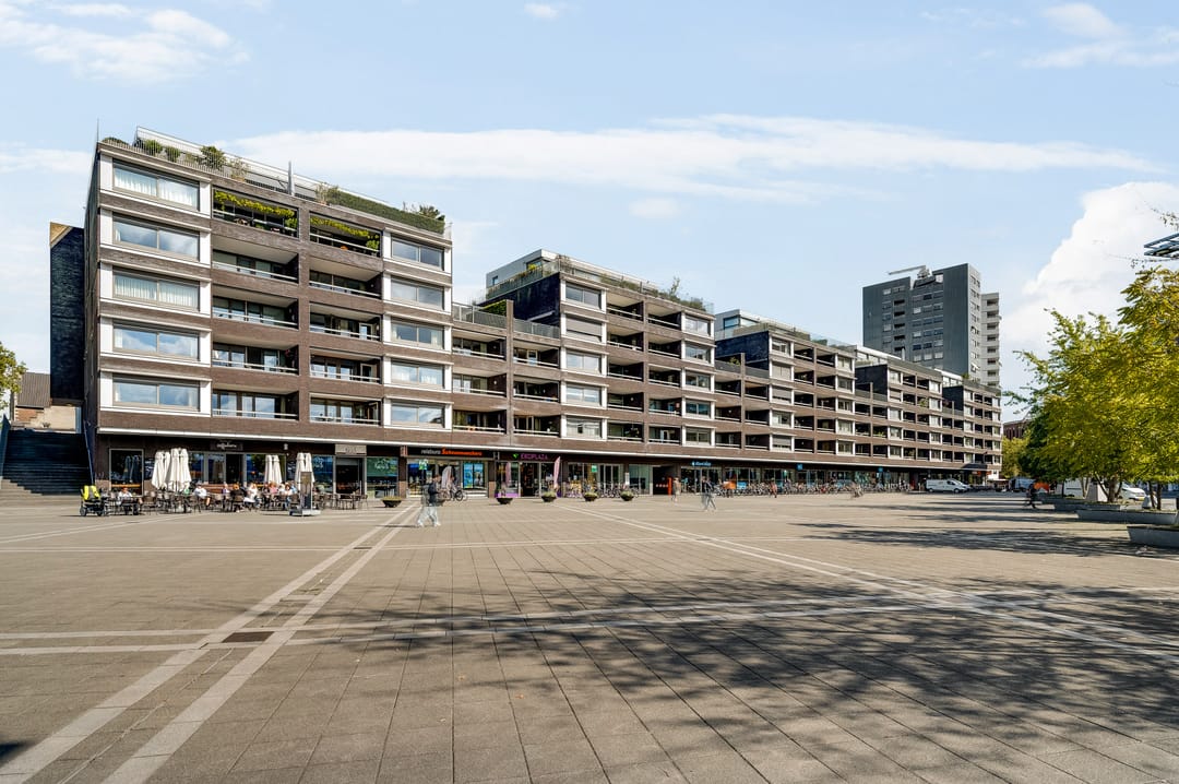 Foto 8 van Plein 1992 69-E