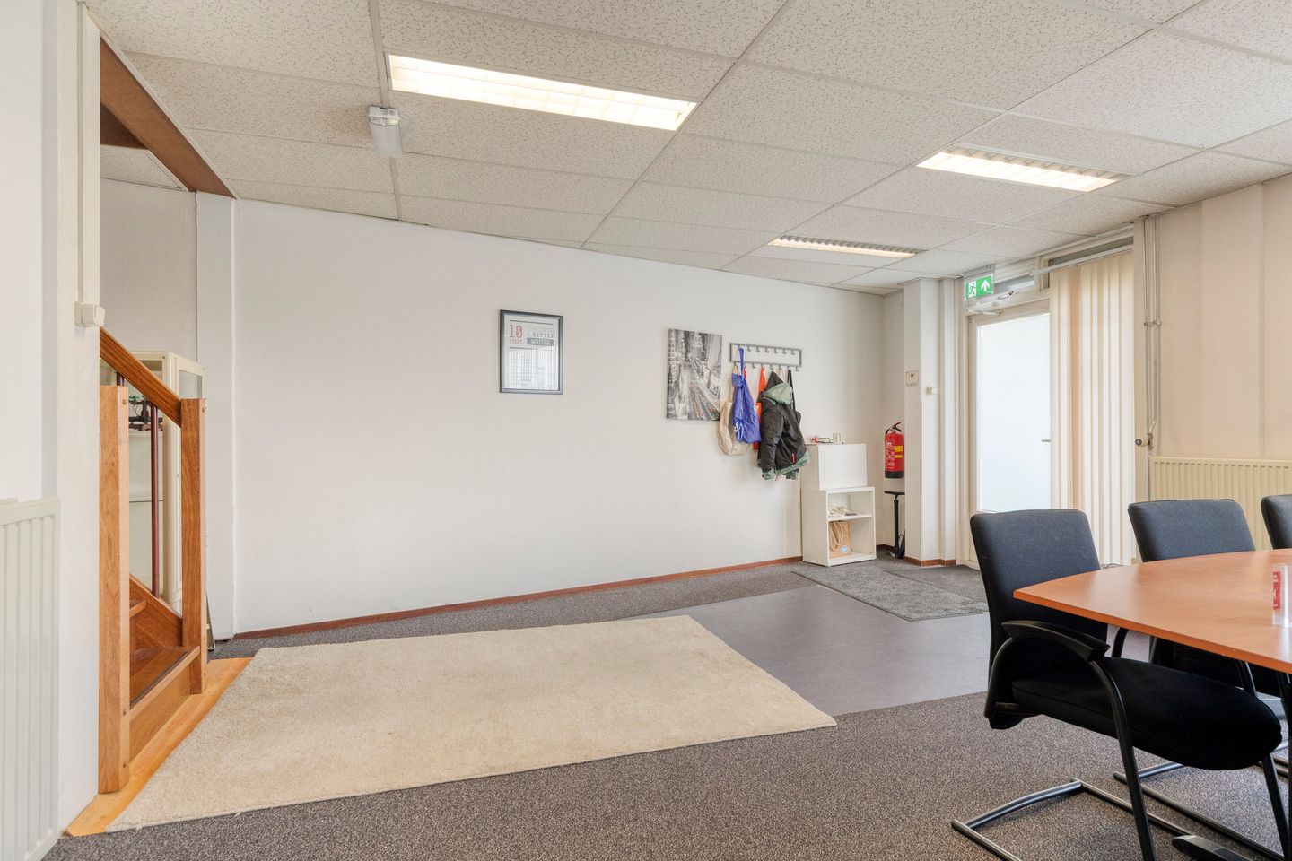 Bekijk foto 3 van A. van Leeuwenhoekweg 19