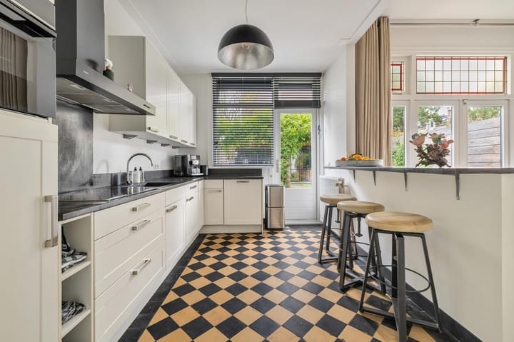 Foto 4 van Koninginnestraat 32