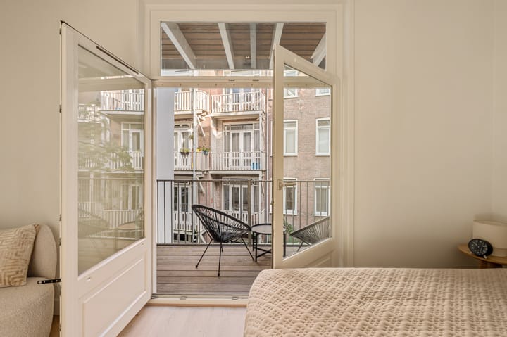 Studio te koop: Tweede Atjehstraat 45-2, Amsterdam