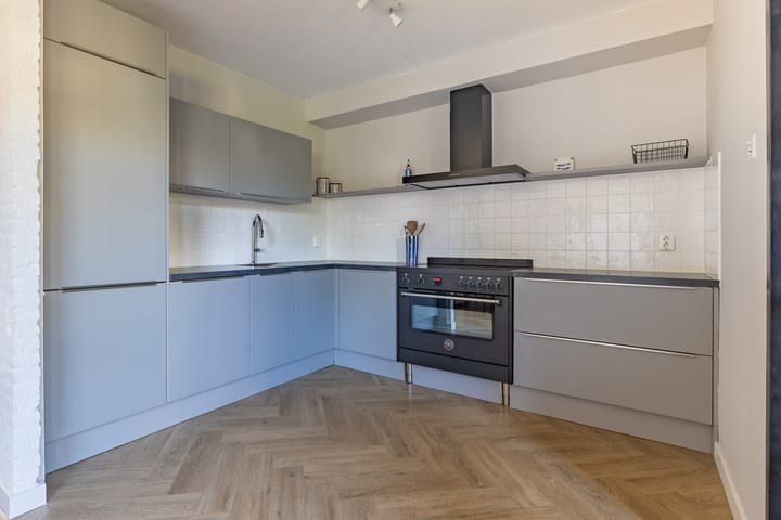 Tussenwoning te koop: Groenoord 9, Alphen Aan Den Rijn