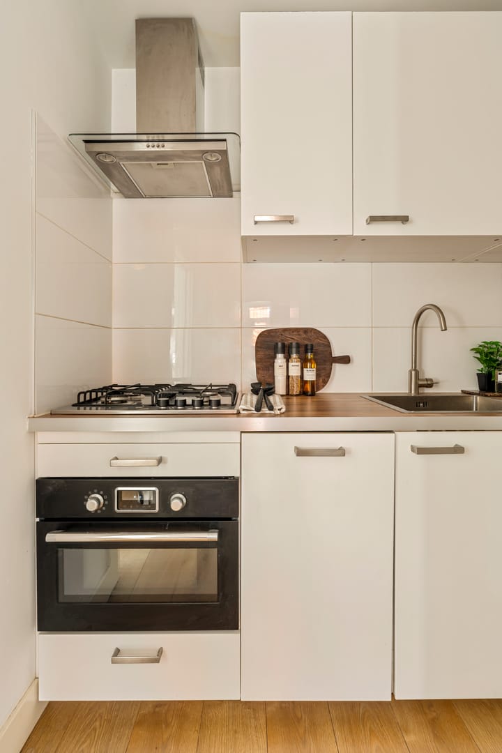 Studio te koop: Tweede Atjehstraat 45-4, Amsterdam